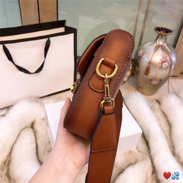 дизайнер-женщины дизайнерские сумки crossbody messenger одно плечо сумки мешок пыли подарочная коробка хорошее качество кожа классический ст
дизайнер-женщины дизайнерские сумки crossbody messenger одно плечо сумки мешок пыли подарочная коробка хорошее качество кожа классический ст