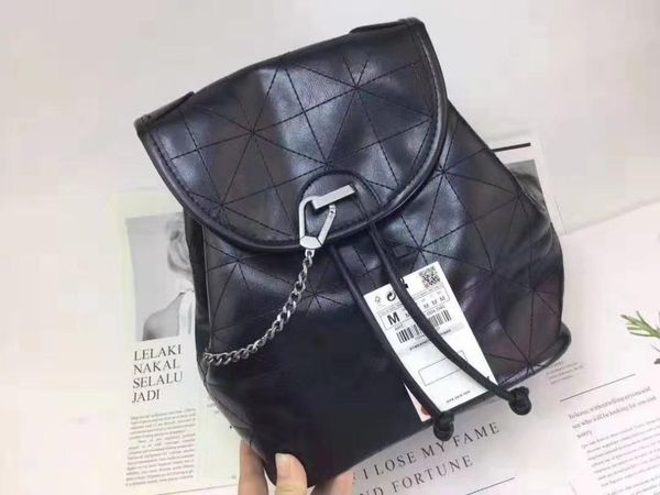 backpack2020 новый рюкзак с двумя плечами кольцо цепи связка рот мягкий мешок ведро женщина
backpack2020 новый рюкзак с двумя плечами кольцо цепи связка рот мягкий мешок ведро женщина