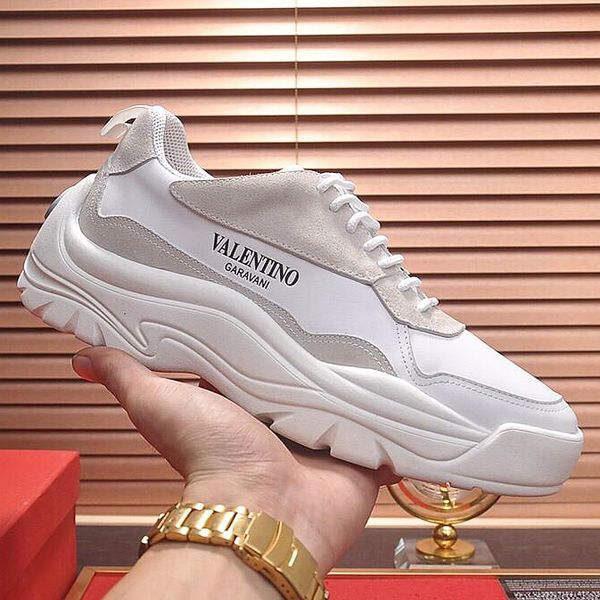 2019 new mens casual shoes, leather sneakers, leather men's flat shoes with personalized fashion design, with microstandard qp, Black
2019 new mens casual shoes, leather sneakers, leather men's flat shoes with personalized fashion design, with microstandard qp, Black