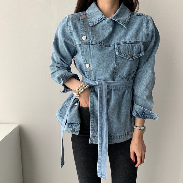 obrix sweet cool casual style female shirt denim square collar full sleeve belt pockets shirt for women, White
obrix sweet cool casual style female shirt denim square collar full sleeve belt pockets shirt for women, White