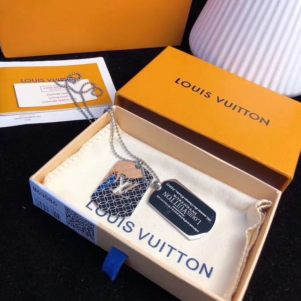 luxury designer jewelry women necklaces letters pendant necklaces high-end gold chain elegant necklace with box, Silver
luxury designer jewelry women necklaces letters pendant necklaces high-end gold chain elegant necklace with box, Silver