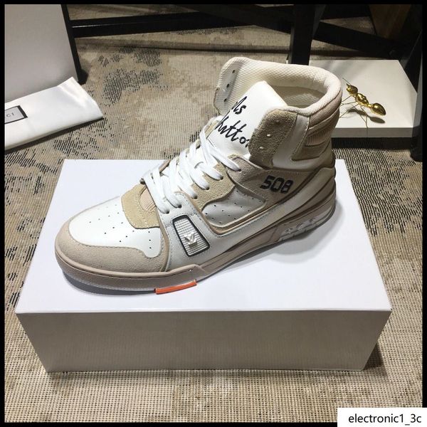 2019wu новые люди ого случайные кроссовки, высокие верхние мужчины на открытом воздухе туристических кроссовок, быстрая доставка с оригиналь
2019wu новые люди ого случайные кроссовки, высокие верхние мужчины на открытом воздухе туристических кроссовок, быстрая доставка с оригиналь