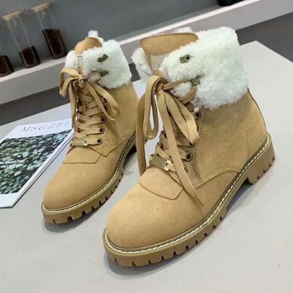 martin boots female 2020 winter new wild high-end heel boots black british wind classic women's boots original packaging
martin boots female 2020 winter new wild high-end heel boots black british wind classic women's boots original packaging