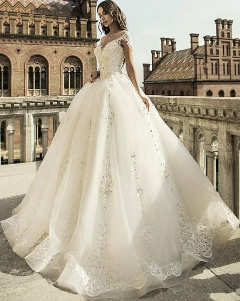 sheer short sleeves lace appliques ball gown wedding dresses bling bling crystal bridal gowns 2020 formal long vestidos de marriage princess, White
sheer short sleeves lace appliques ball gown wedding dresses bling bling crystal bridal gowns 2020 formal long vestidos de marriage princess, White