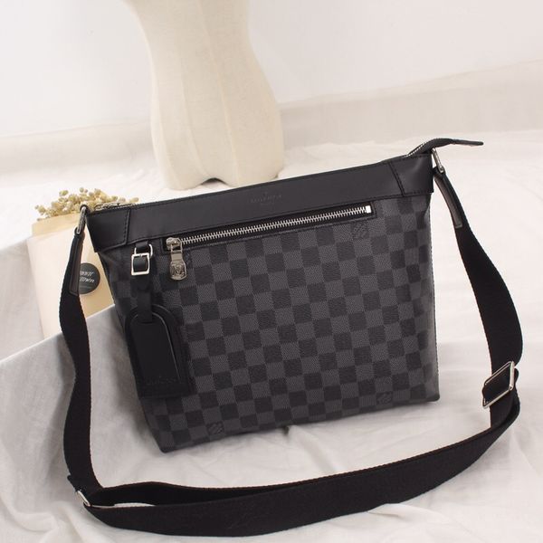 2019 black letter genuine leather women me age bag handbag pochette meti houlder bag cro body retro bag m40003
2019 black letter genuine leather women me age bag handbag pochette meti houlder bag cro body retro bag m40003