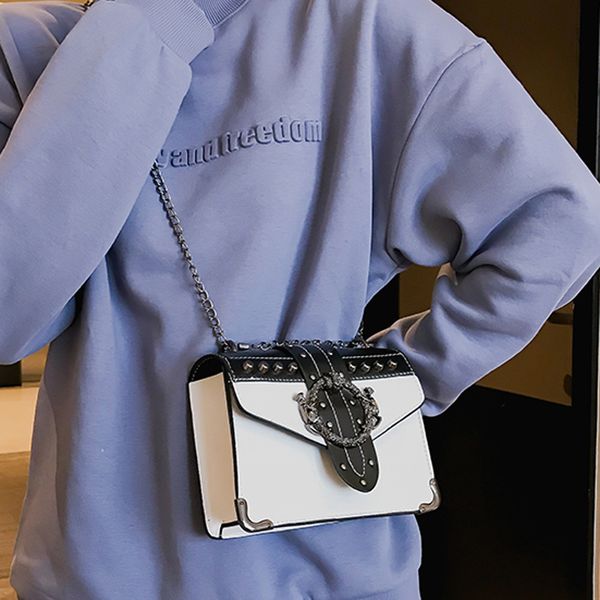 handbag for women bolsos mujer woman fashion rivet button design shoulder bag messenger bag carteras mujer de hombro y bolsos
handbag for women bolsos mujer woman fashion rivet button design shoulder bag messenger bag carteras mujer de hombro y bolsos