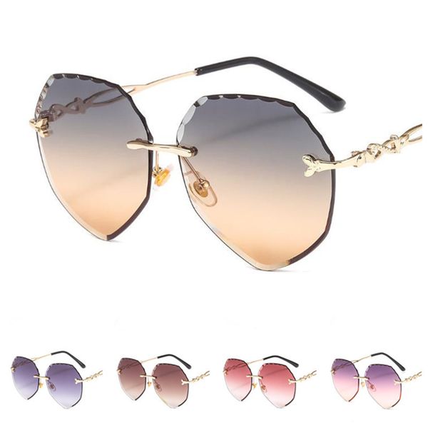 fashion women temperament gradient lens sunglasses irregular heart glasse goggles anti-uv spectacles rimless eyeglasses ornamental a, White;black
fashion women temperament gradient lens sunglasses irregular heart glasse goggles anti-uv spectacles rimless eyeglasses ornamental a, White;black