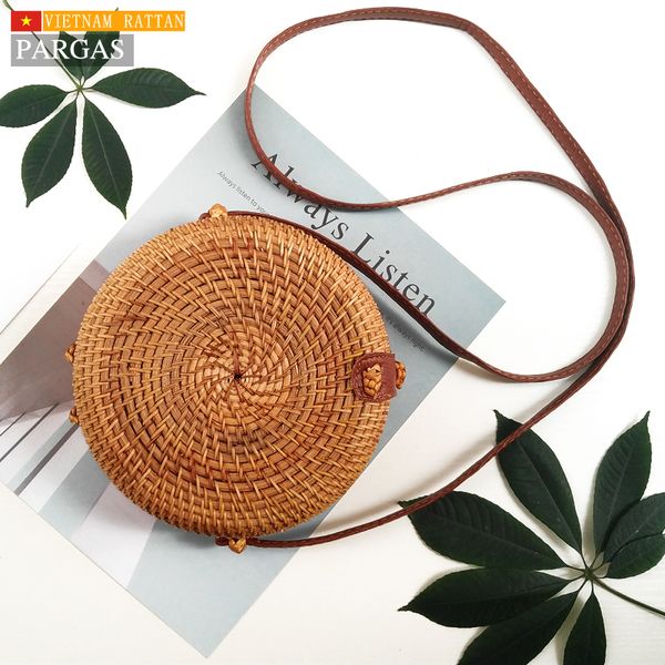 летняя пляжная сумка из ротанга crossbody женская сумка в богемном стиле соломенные сумки ручной работы messenger
летняя пляжная сумка из ротанга crossbody женская сумка в богемном стиле соломенные сумки ручной работы messenger