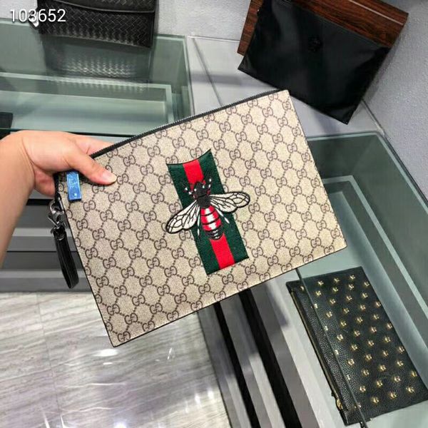 Итальянские кожаные деловые сумки из телячьей кожи Дизайнерские роскошные сумки Кожа Мягкая и прочная мужская сумка для малого бизнеса 28X18X1см 103650
Итальянские кожаные деловые сумки из телячьей кожи Дизайнерские роскошные сумки Кожа Мягкая и прочная мужская сумка для малого бизнеса 28X18X1см 103650