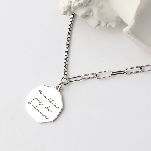 irregular round box clavicle chain 925 sterling silver pendant necklace for women engraved letter personalized jewelry gifts
irregular round box clavicle chain 925 sterling silver pendant necklace for women engraved letter personalized jewelry gifts