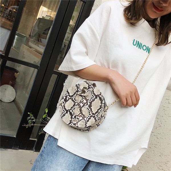 casual cell phone messenger bags snake pattern mini shoulder bag women circular small crossbody bags chain serpentine phone
casual cell phone messenger bags snake pattern mini shoulder bag women circular small crossbody bags chain serpentine phone