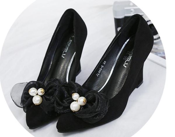 2019 women's shoes in spring and autumn with new style slope heel pointed end bowknot water drill@8075, Black
2019 women's shoes in spring and autumn with new style slope heel pointed end bowknot water drill@8075, Black