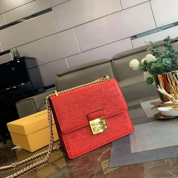 2019 single genuine leather handbag shoulder bags inclined across small party with the bag retro fashion female package designer handbags
2019 single genuine leather handbag shoulder bags inclined across small party with the bag retro fashion female package designer handbags