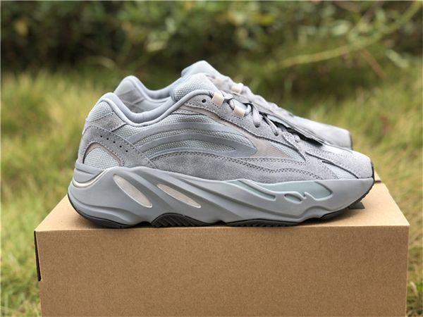 2019 est authentic originals 700 v2 hospital blue static 3m reflective kanye west fv8424 man woman running shoes sport sneakers with box, Black
2019 est authentic originals 700 v2 hospital blue static 3m reflective kanye west fv8424 man woman running shoes sport sneakers with box, Black