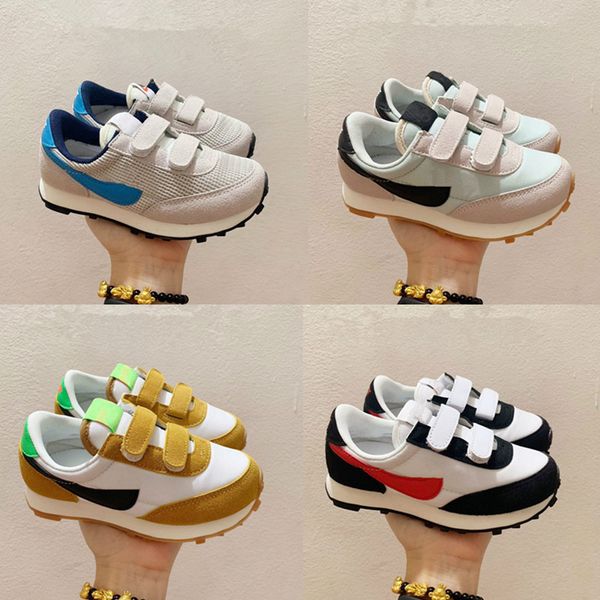 2020 sacai x ldv waffle daybreak children velcro shoes running shoes trainers fashion kids designer breathe tripe s black sports shoes
2020 sacai x ldv waffle daybreak children velcro shoes running shoes trainers fashion kids designer breathe tripe s black sports shoes