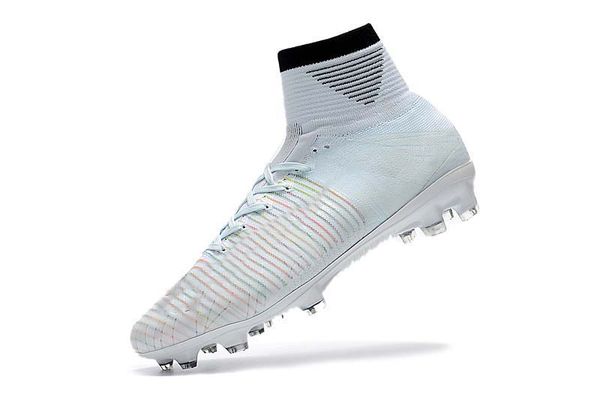 mens/woman/kids football boots superfly v tf/ic/fg cr7 white soccer shoes 
mens/woman/kids football boots superfly v tf/ic/fg cr7 white soccer shoes