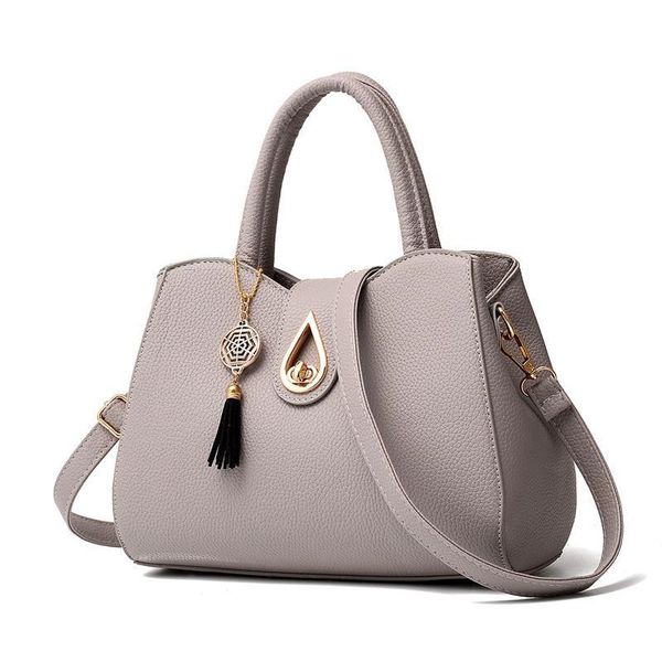 women pu shoulder crossbody bag ladies large capacity messenger bags korean style tassel female casual handbags totes
women pu shoulder crossbody bag ladies large capacity messenger bags korean style tassel female casual handbags totes