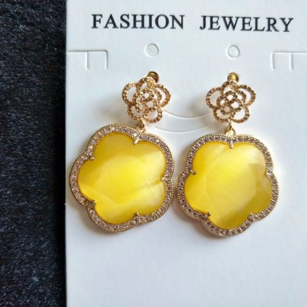onyx flower shaped lucky drop earrings with stone paved fancy earings for women gift, Silver
onyx flower shaped lucky drop earrings with stone paved fancy earings for women gift, Silver