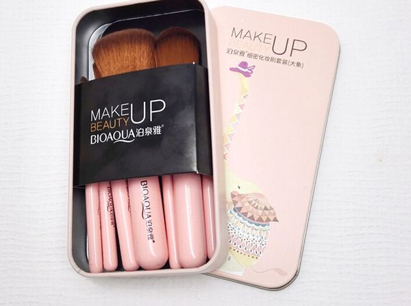 bioaqua 7pcs/set makeup brushes set foundation powder eyeshadow lip blush make up brushes kit with metal box ing
bioaqua 7pcs/set makeup brushes set foundation powder eyeshadow lip blush make up brushes kit with metal box ing