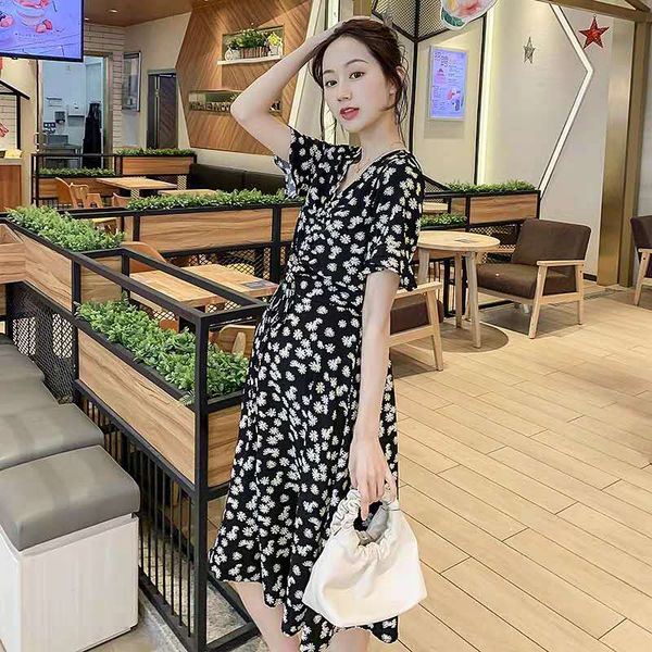 pregnant women's summer printing short sleeve dress 2020 summer fashion chiffon pregnant clothes big size clothes, White
pregnant women's summer printing short sleeve dress 2020 summer fashion chiffon pregnant clothes big size clothes, White