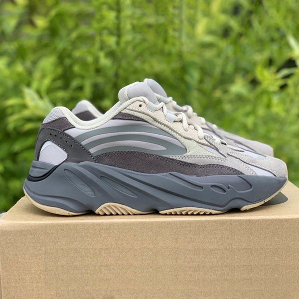 new 700 v2 tephra grey wave runner fashion sport shoes running shoes men women kanye west designer sneakers casual trainiers
new 700 v2 tephra grey wave runner fashion sport shoes running shoes men women kanye west designer sneakers casual trainiers