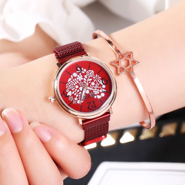 women magnet buckle love heart wristwatches ladies stainless steel quartz watches, Slivery;brown
women magnet buckle love heart wristwatches ladies stainless steel quartz watches, Slivery;brown