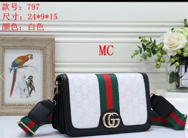 cg newset luxury women lady messenger bags love heart v wave pattern satchel genuine leather designesr shoulder bag chain handbags purse
cg newset luxury women lady messenger bags love heart v wave pattern satchel genuine leather designesr shoulder bag chain handbags purse