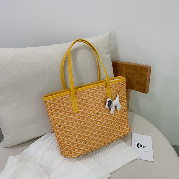 new puppy pendant large capacity tot bag single shoulder handbag large bag double side vegetable basket
new puppy pendant large capacity tot bag single shoulder handbag large bag double side vegetable basket