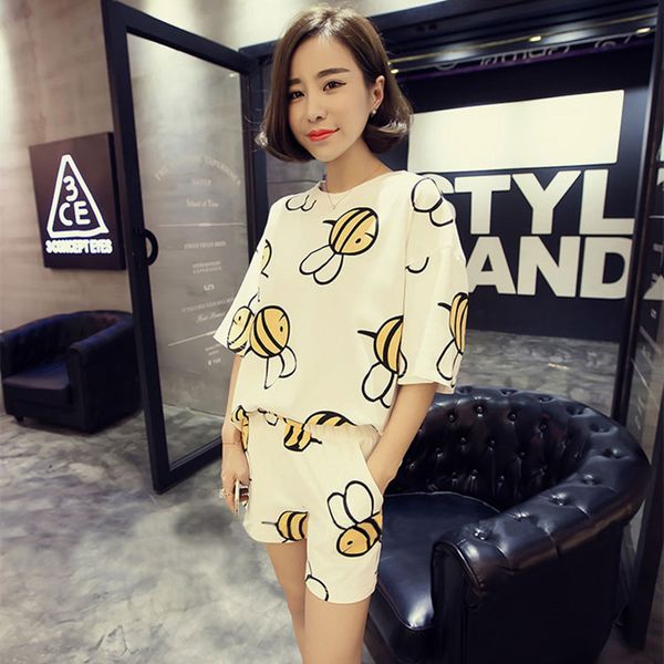 women pajamas suits spring/autumn bee cartoon girl female short-sleeve o-neck shirt+shorts milk silk tracksuit p13, Black;red
women pajamas suits spring/autumn bee cartoon girl female short-sleeve o-neck shirt+shorts milk silk tracksuit p13, Black;red