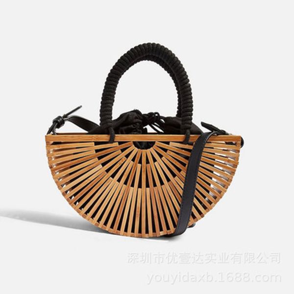 handmade semi-circular women rattan bags bohemian vacation beach straw bag shoulder messenger bag lady handbags 2020
handmade semi-circular women rattan bags bohemian vacation beach straw bag shoulder messenger bag lady handbags 2020