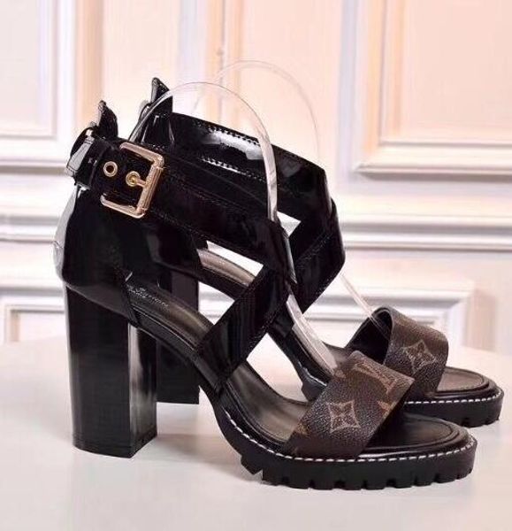 New women cla ic andal lady umme andal metal buckle large ize u 10 41 leather high heeled women hoe 9 5cm
New women cla ic andal lady umme andal metal buckle large ize u 10 41 leather high heeled women hoe 9 5cm