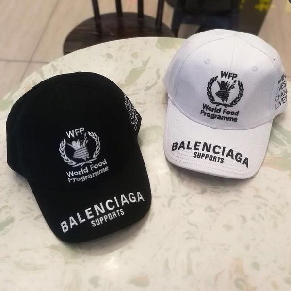 luxury brand designer chunqiu couple travel personality low-key avant-garde fashion designer men and women baseball caps, Blue;gray
luxury brand designer chunqiu couple travel personality low-key avant-garde fashion designer men and women baseball caps, Blue;gray