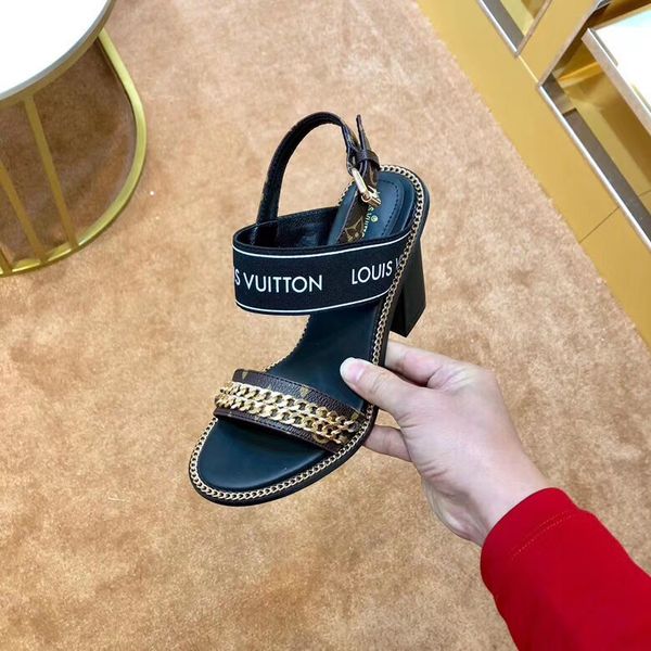 0ss women's high heels banquet wedding shoes dress party shoes high heel sandals slippers casual shoes flat rivet sandals 35--43, Black
0ss women's high heels banquet wedding shoes dress party shoes high heel sandals slippers casual shoes flat rivet sandals 35--43, Black