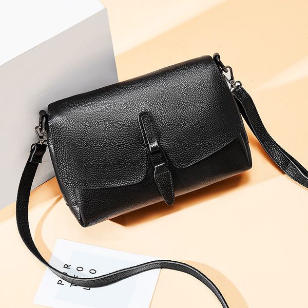 blooming2020 genuine decent hangdbags solid leather shoulder bag flap crossbody for women messenger bags
blooming2020 genuine decent hangdbags solid leather shoulder bag flap crossbody for women messenger bags