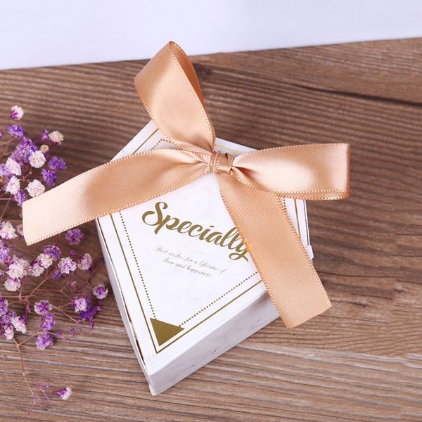 белая коробка для шоколада candy cookies пакет 6 цветов свадебная вечеринка детская душ небольшая бумажная бумага подарочные подарки упаково
белая коробка для шоколада candy cookies пакет 6 цветов свадебная вечеринка детская душ небольшая бумажная бумага подарочные подарки упаково
