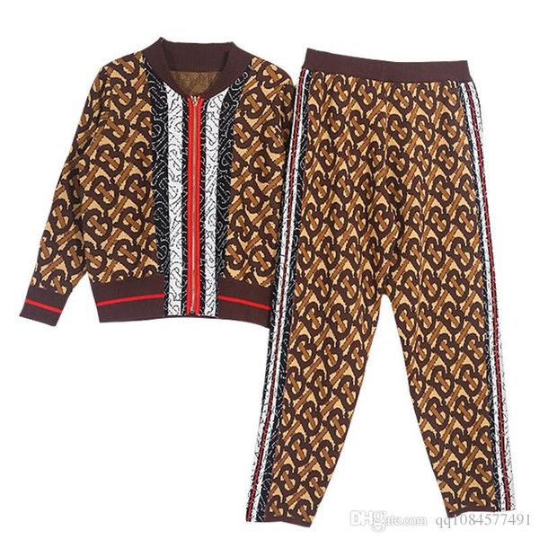 autumn english letter jacquard women's tracksuit bow letter snake printing long sleeve sports leisure suit fashion stand collar ladies, White
autumn english letter jacquard women's tracksuit bow letter snake printing long sleeve sports leisure suit fashion stand collar ladies, White