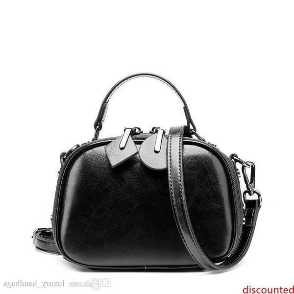 leather genuine shoulder bags cowhide leather pocket purse designer handbags genuine leather bag
leather genuine shoulder bags cowhide leather pocket purse designer handbags genuine leather bag