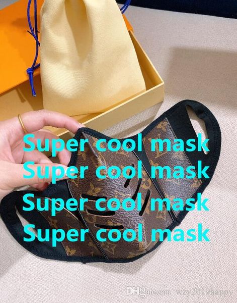 european street fashion mask 2020 designer new leather mask super cool men and women dust bag with box, Silver
european street fashion mask 2020 designer new leather mask super cool men and women dust bag with box, Silver
