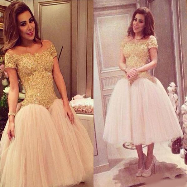 fashion short sleeves arabic prom dresses 2020 gold appliques lace beads sheer neck evening gowns tulle puffy cocktail party dress, Black;red
fashion short sleeves arabic prom dresses 2020 gold appliques lace beads sheer neck evening gowns tulle puffy cocktail party dress, Black;red