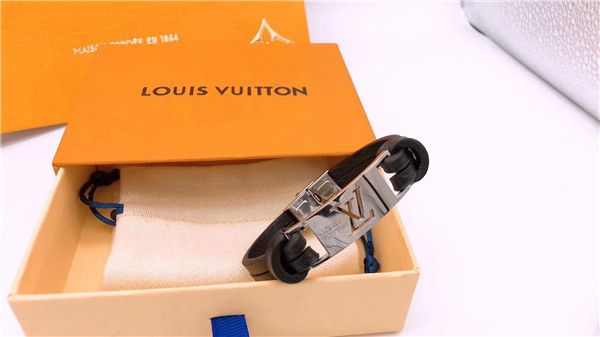 fashion designer s luxury s bracelet bracelets for mens womens wristband jewelry with box o4 louis vuitton s, Golden;silver
fashion designer s luxury s bracelet bracelets for mens womens wristband jewelry with box o4 louis vuitton s, Golden;silver