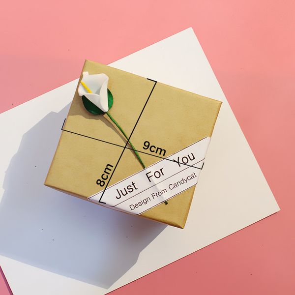 watch box small pillow gift box kraft paper to send a of flowers bracelet bracelet, Black;blue
watch box small pillow gift box kraft paper to send a of flowers bracelet bracelet, Black;blue