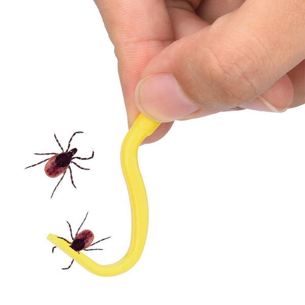 2pcs tick twister hook tool tick remover dog accessories with 2 sizes human manual debulking flea tool dogs pet product cachorro
2pcs tick twister hook tool tick remover dog accessories with 2 sizes human manual debulking flea tool dogs pet product cachorro