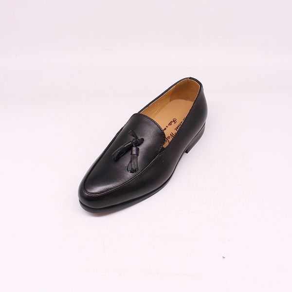 2020 boys slip on oxford shoes black baby boys kids wedding dress shoes children casual fashion 6 year old size 9 summer, Black;grey
2020 boys slip on oxford shoes black baby boys kids wedding dress shoes children casual fashion 6 year old size 9 summer, Black;grey