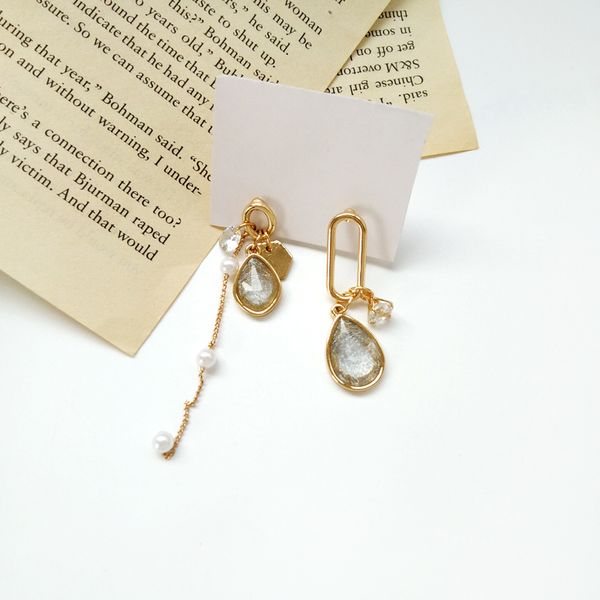 trend of the creative personality asymmetric metal earrings contracted a street snap tide female women wear earrings, Silver
trend of the creative personality asymmetric metal earrings contracted a street snap tide female women wear earrings, Silver