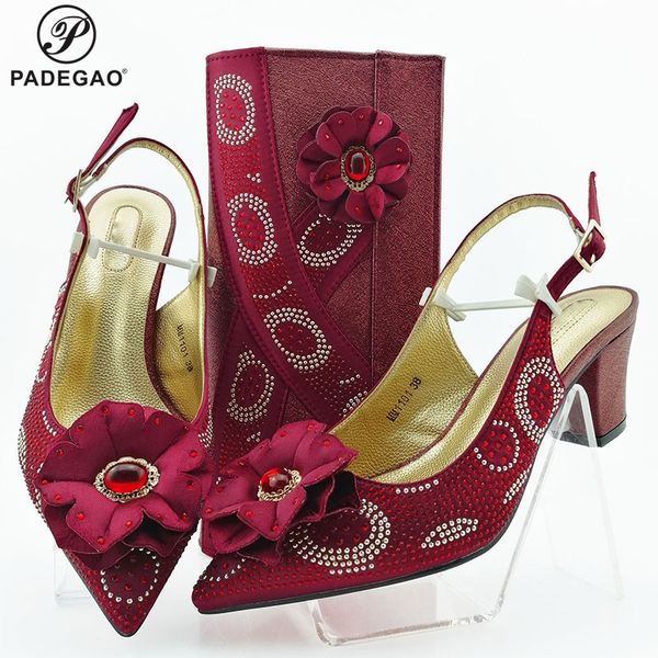 wine red color new design nigerian women shoes and bag with shinning crystal italian lady shoes and bag for wedding dress, Black
wine red color new design nigerian women shoes and bag with shinning crystal italian lady shoes and bag for wedding dress, Black