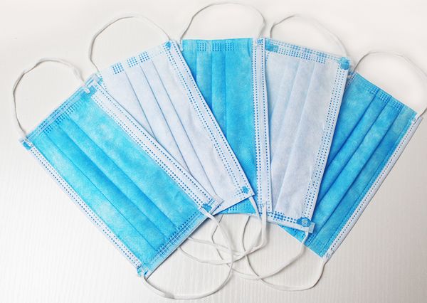 одноразовая защитная маска для взрослых детей нетканая плавящаяся распылительная ткань антипена дышащие мужские и женские маски доступны
одноразовая защитная маска для взрослых детей нетканая плавящаяся распылительная ткань антипена дышащие мужские и женские маски доступны