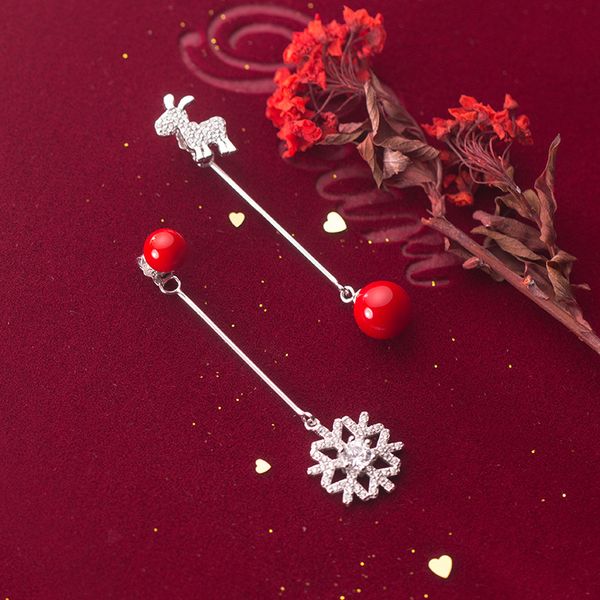 daiwujan asymmetric zircon snowflake christmas earrings 925 sterling silver red pearl elk dangle earrings for women gifts, Golden;silver
daiwujan asymmetric zircon snowflake christmas earrings 925 sterling silver red pearl elk dangle earrings for women gifts, Golden;silver