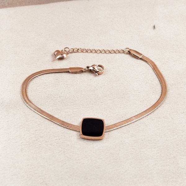charm bracelets square bracelet snack chain women heart pendant jewelry brand, Golden;silver
charm bracelets square bracelet snack chain women heart pendant jewelry brand, Golden;silver