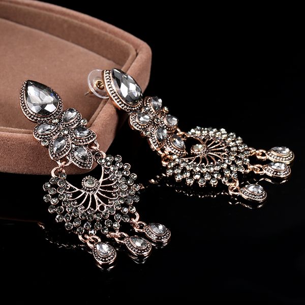 wbmqda gray crystal bridal earrings for women antique gold color beach party big drop earrings 2020 new vintage jewelry, Silver
wbmqda gray crystal bridal earrings for women antique gold color beach party big drop earrings 2020 new vintage jewelry, Silver