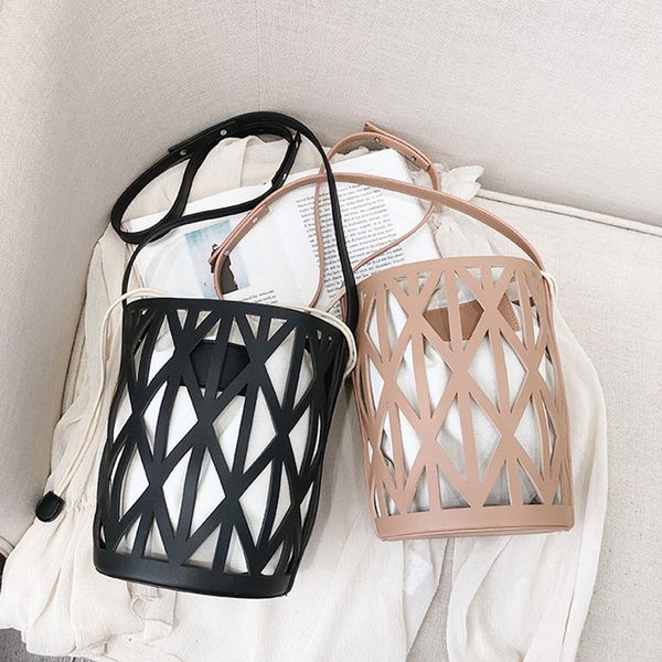 hollow out bucket bags for women shoulder bags casual canvas drawstring totes ladies retro messenger crossbody bag pu purses
hollow out bucket bags for women shoulder bags casual canvas drawstring totes ladies retro messenger crossbody bag pu purses